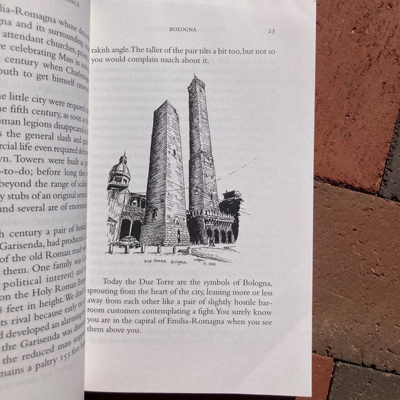 2 Travel Books About Sicily Towns of the Renaissance Northern Italy Italian - Picture 8 of 17